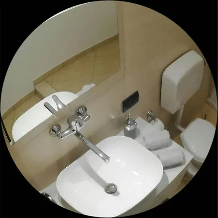 Isabella House Апартаменты